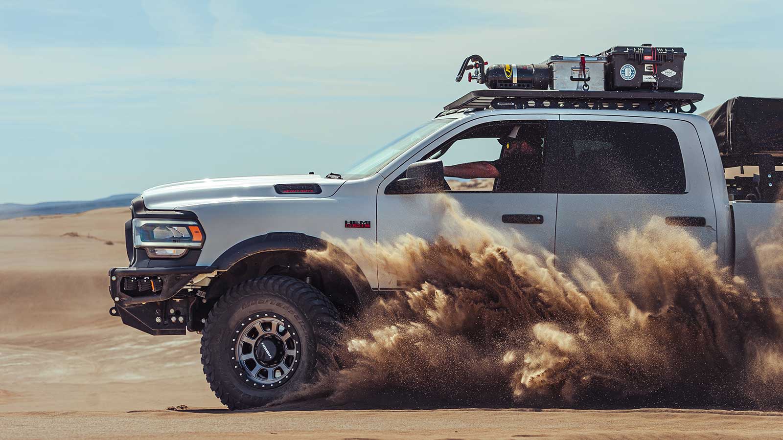 Rock Crawling vs Desert Running: How Your Throttle Setup Should Differ